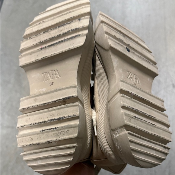 Zara Beige High-Top combat boots - Picture 2 of 5